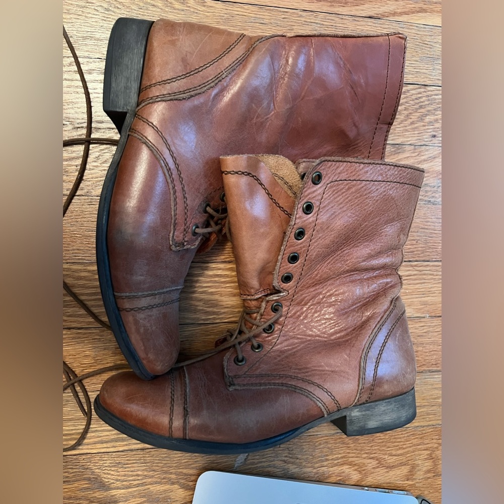 Steve Madden, size 10, brown leather combat boots